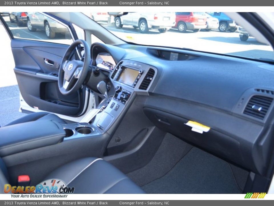 2013 Toyota Venza Limited AWD Blizzard White Pearl / Black Photo #16