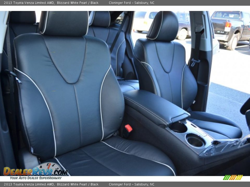 2013 Toyota Venza Limited AWD Blizzard White Pearl / Black Photo #18