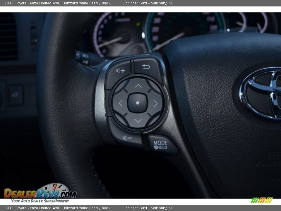 2013 Toyota Venza Limited AWD Blizzard White Pearl / Black Photo #26