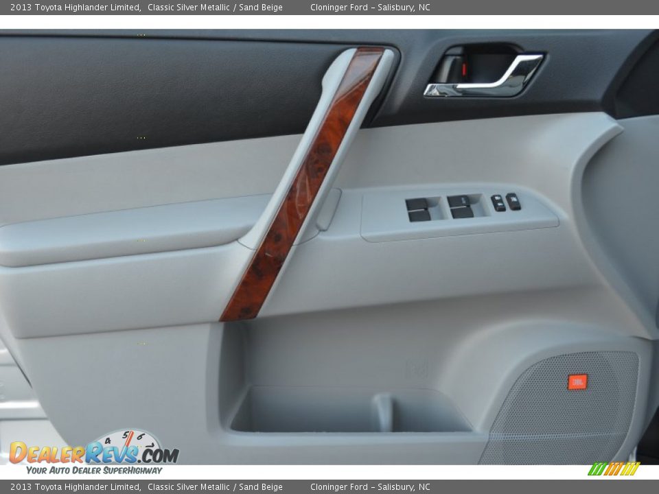 2013 Toyota Highlander Limited Classic Silver Metallic / Sand Beige Photo #8