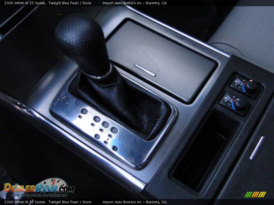 2006 Infiniti M 35 Sedan Shifter Photo #21