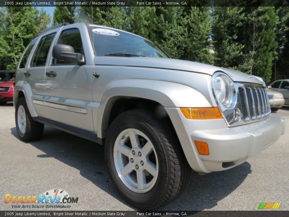 2005 Jeep Liberty Limited Bright Silver Metallic / Medium Slate Gray Photo #4