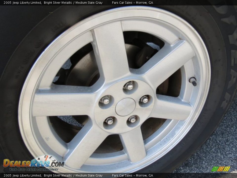 2005 Jeep Liberty Limited Bright Silver Metallic / Medium Slate Gray Photo #5