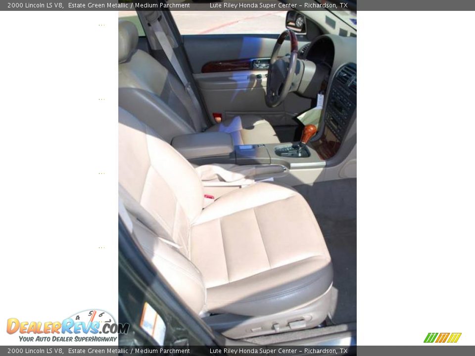 2000 Lincoln LS V8 Estate Green Metallic / Medium Parchment Photo #24