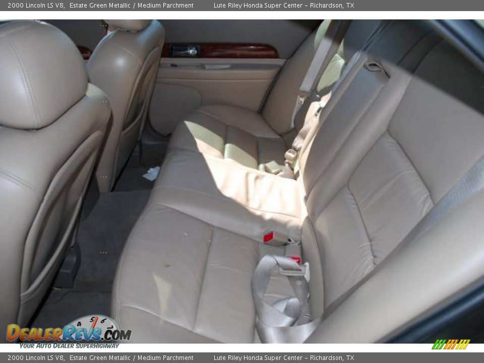2000 Lincoln LS V8 Estate Green Metallic / Medium Parchment Photo #28