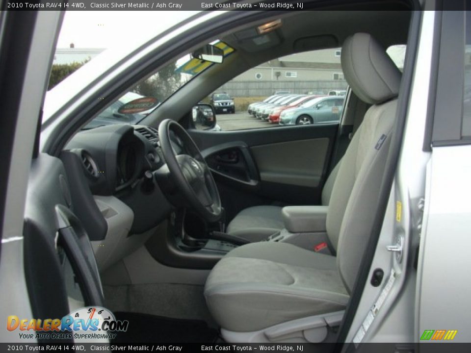 2010 Toyota RAV4 I4 4WD Classic Silver Metallic / Ash Gray Photo #7