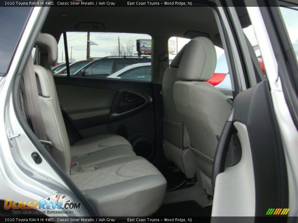 2010 Toyota RAV4 I4 4WD Classic Silver Metallic / Ash Gray Photo #12