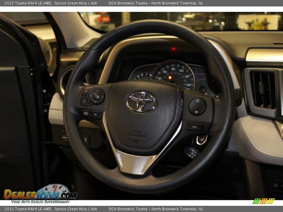 2013 Toyota RAV4 LE AWD Spruce Green Mica / Ash Photo #16