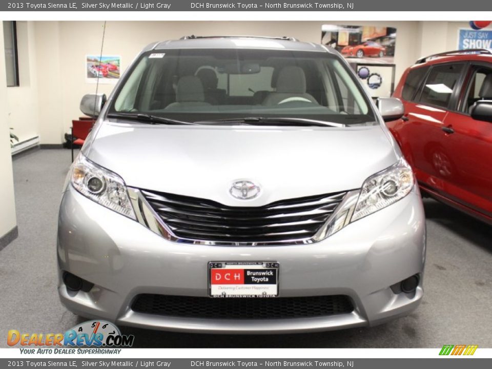 2013 Toyota Sienna LE Silver Sky Metallic / Light Gray Photo #2