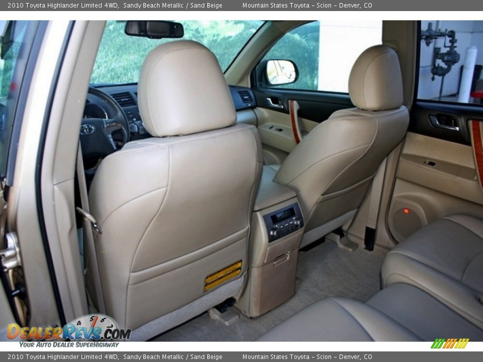 2010 Toyota Highlander Limited 4WD Sandy Beach Metallic / Sand Beige Photo #18