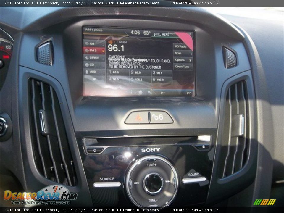 Controls of 2013 Ford Focus ST Hatchback Photo #29