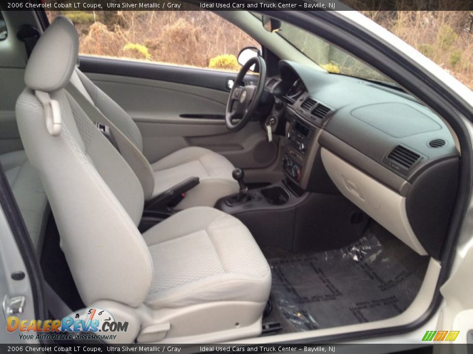 2006 Chevrolet Cobalt LT Coupe Ultra Silver Metallic / Gray Photo #9