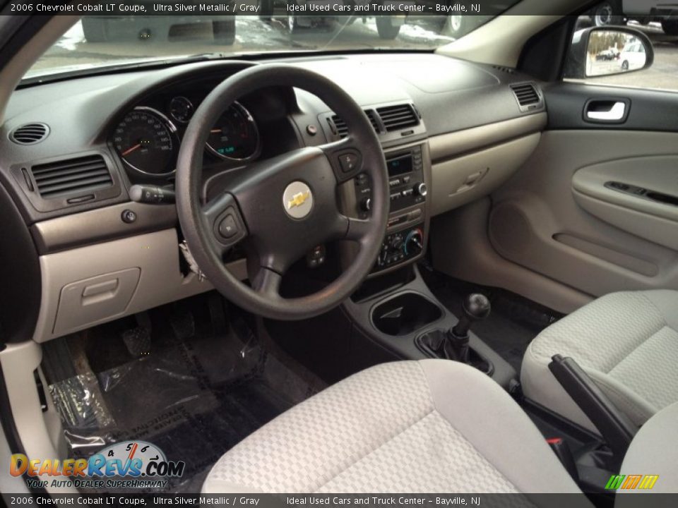 2006 Chevrolet Cobalt LT Coupe Ultra Silver Metallic / Gray Photo #18