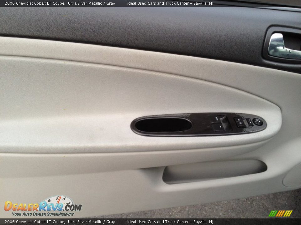 2006 Chevrolet Cobalt LT Coupe Ultra Silver Metallic / Gray Photo #19