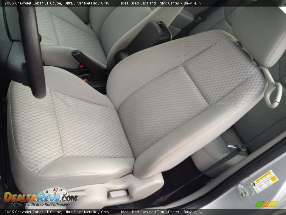 2006 Chevrolet Cobalt LT Coupe Ultra Silver Metallic / Gray Photo #21