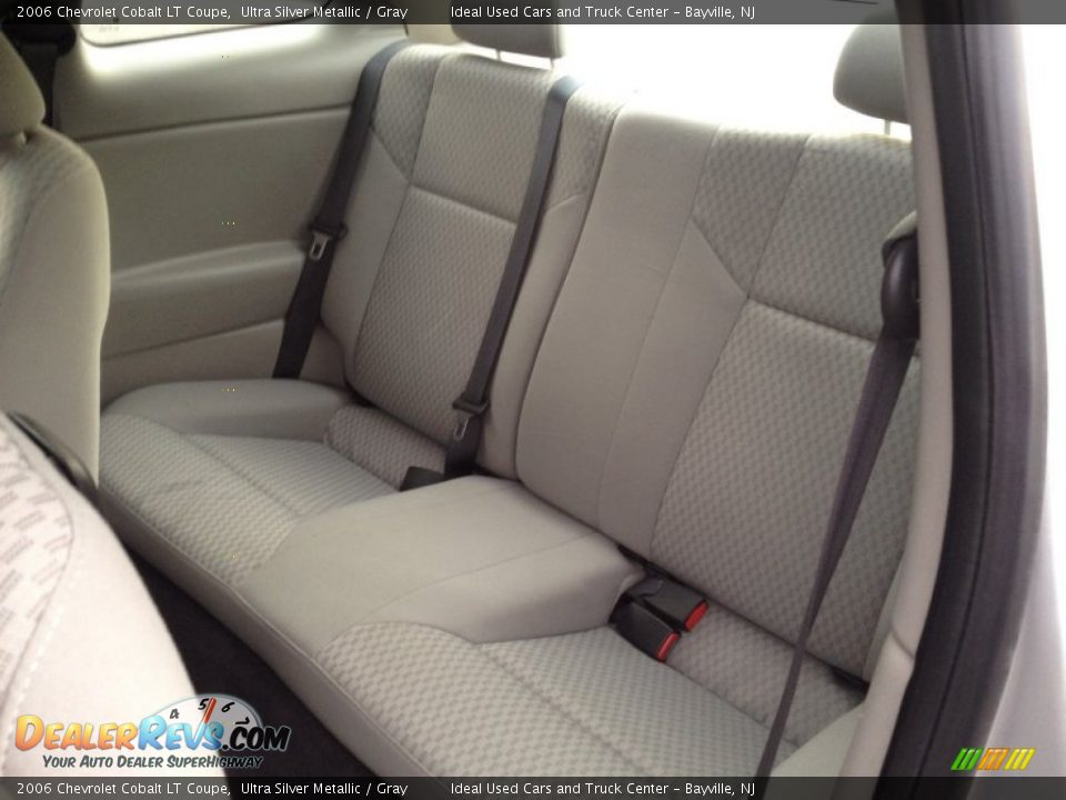 2006 Chevrolet Cobalt LT Coupe Ultra Silver Metallic / Gray Photo #23