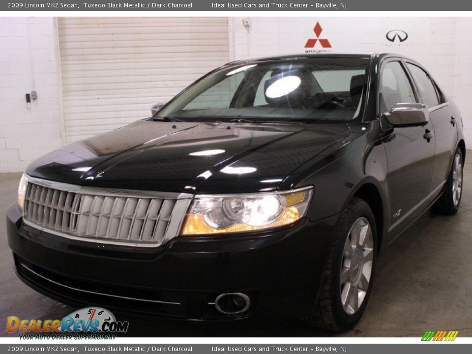 Front 3/4 View of 2009 Lincoln MKZ Sedan Photo #1