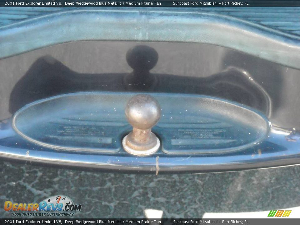 2001 Ford Explorer Limited V8 Deep Wedgewood Blue Metallic / Medium Prairie Tan Photo #12