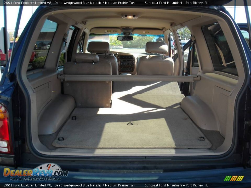 2001 Ford Explorer Limited V8 Deep Wedgewood Blue Metallic / Medium Prairie Tan Photo #14