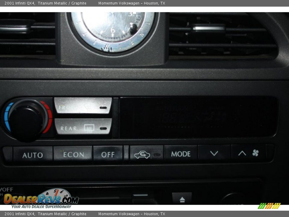 2001 Infiniti QX4 Titanium Metallic / Graphite Photo #18