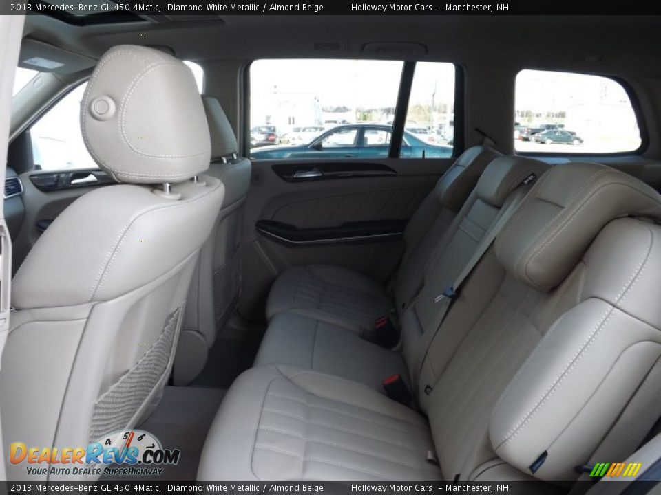 2013 Mercedes-Benz GL 450 4Matic Diamond White Metallic / Almond Beige Photo #6