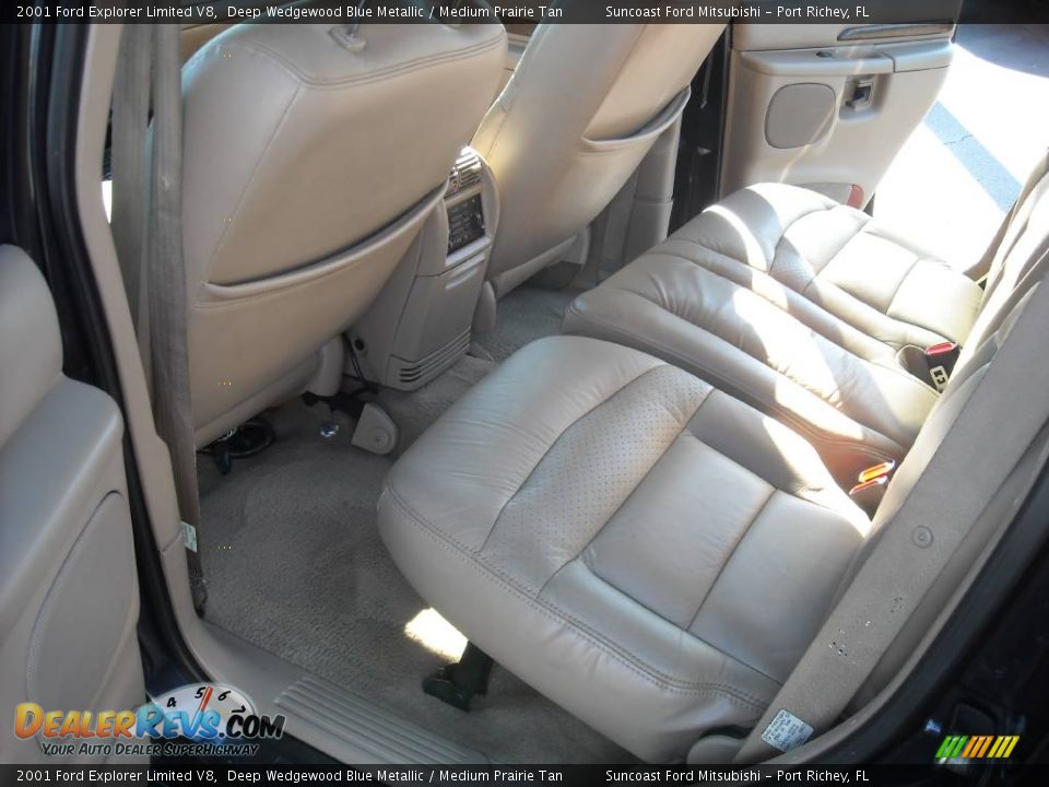2001 Ford Explorer Limited V8 Deep Wedgewood Blue Metallic / Medium Prairie Tan Photo #23