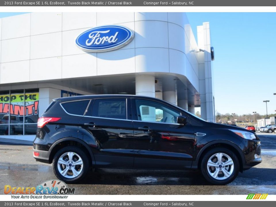 2013 Ford Escape SE 1.6L EcoBoost Tuxedo Black Metallic / Charcoal Black Photo #2