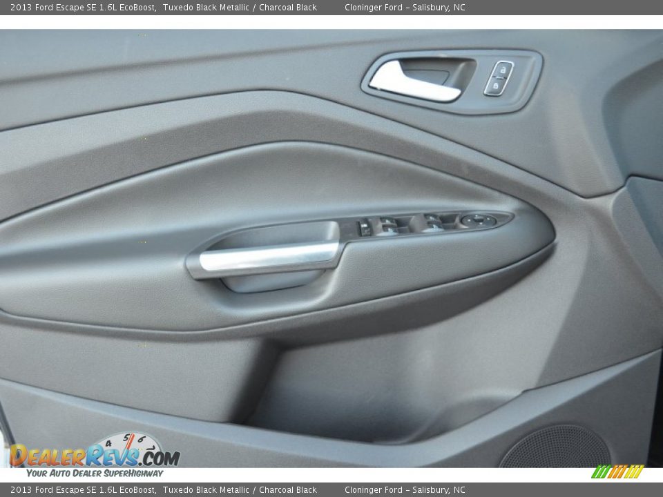 2013 Ford Escape SE 1.6L EcoBoost Tuxedo Black Metallic / Charcoal Black Photo #8