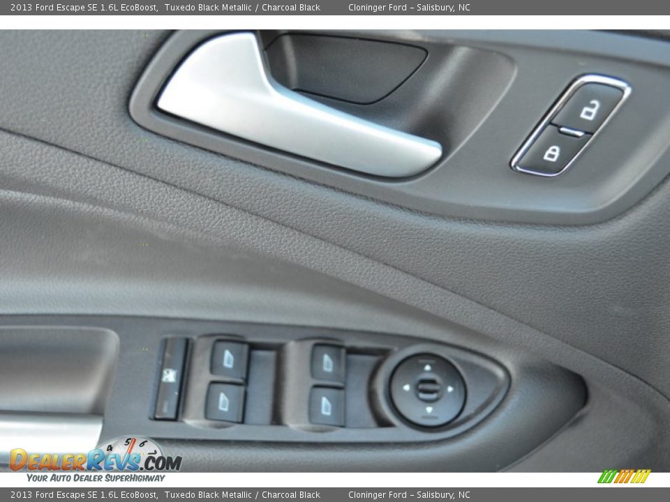 2013 Ford Escape SE 1.6L EcoBoost Tuxedo Black Metallic / Charcoal Black Photo #9