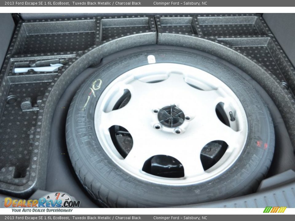 2013 Ford Escape SE 1.6L EcoBoost Tuxedo Black Metallic / Charcoal Black Photo #14