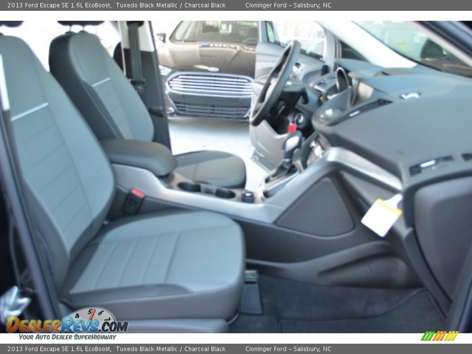 2013 Ford Escape SE 1.6L EcoBoost Tuxedo Black Metallic / Charcoal Black Photo #16
