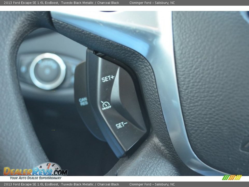 2013 Ford Escape SE 1.6L EcoBoost Tuxedo Black Metallic / Charcoal Black Photo #30