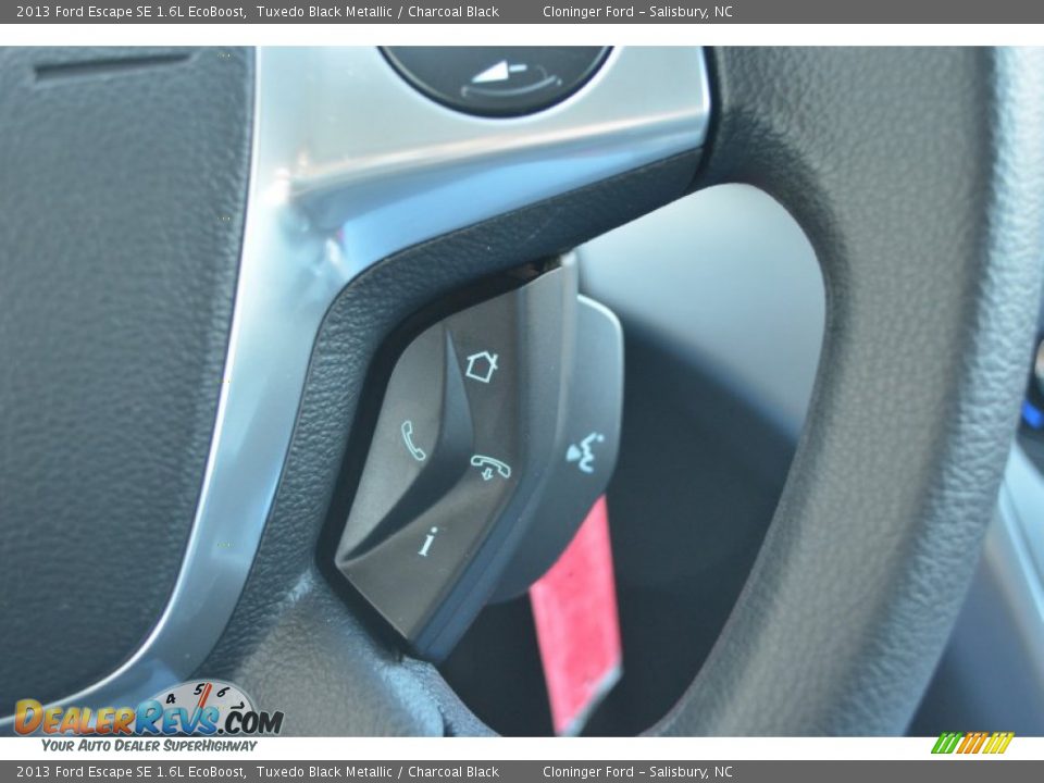 2013 Ford Escape SE 1.6L EcoBoost Tuxedo Black Metallic / Charcoal Black Photo #31
