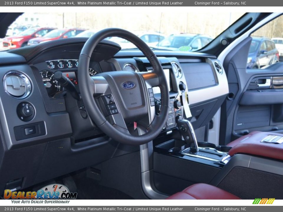 Dashboard of 2013 Ford F150 Limited SuperCrew 4x4 Photo #11