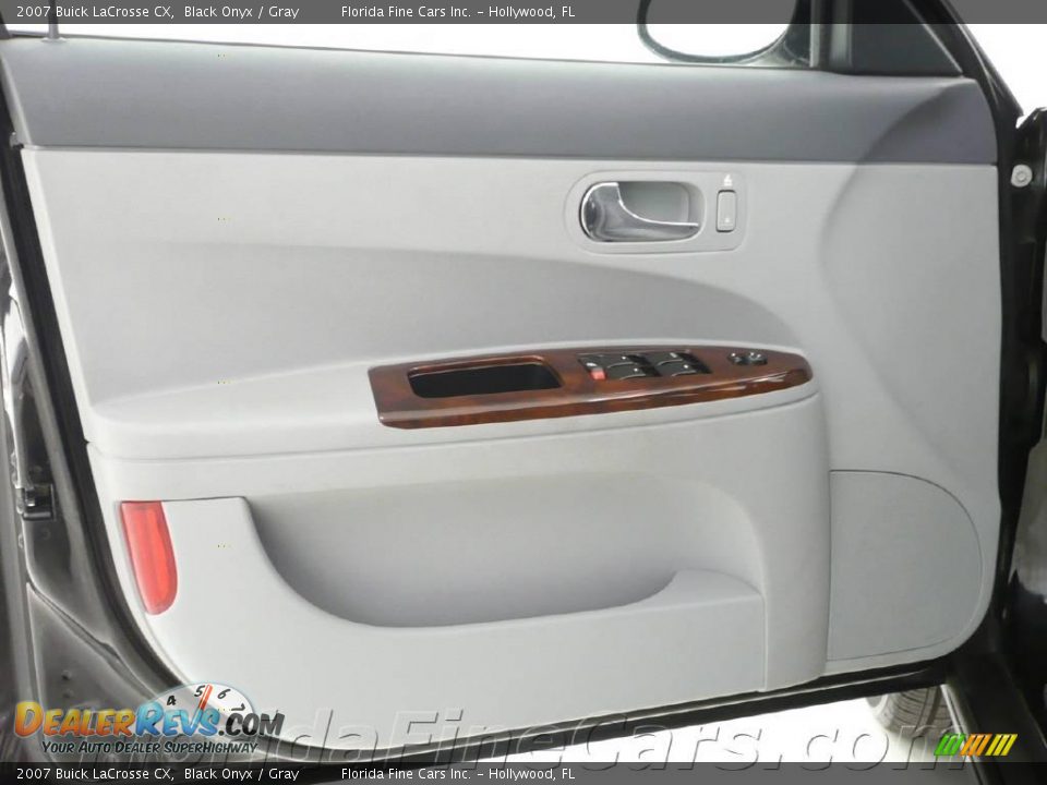 2007 Buick LaCrosse CX Black Onyx / Gray Photo #11