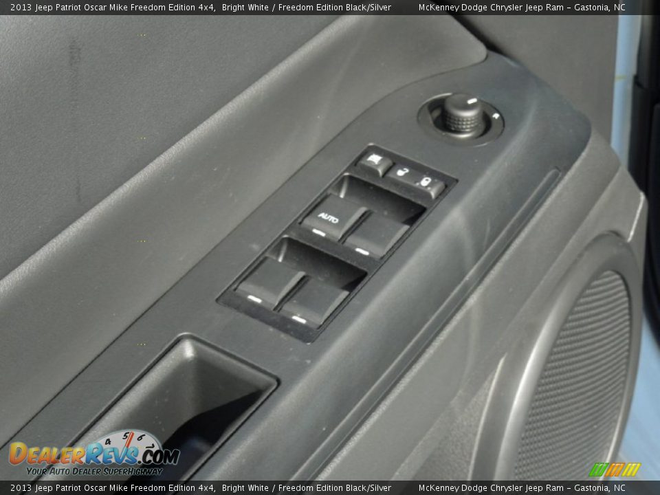 Controls of 2013 Jeep Patriot Oscar Mike Freedom Edition 4x4 Photo #13