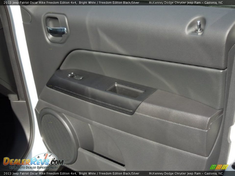 2013 Jeep Patriot Oscar Mike Freedom Edition 4x4 Bright White / Freedom Edition Black/Silver Photo #24
