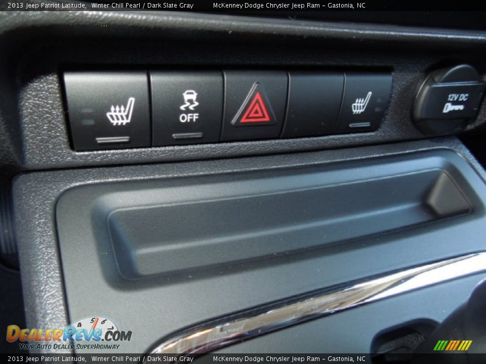 2013 Jeep Patriot Latitude Winter Chill Pearl / Dark Slate Gray Photo #13