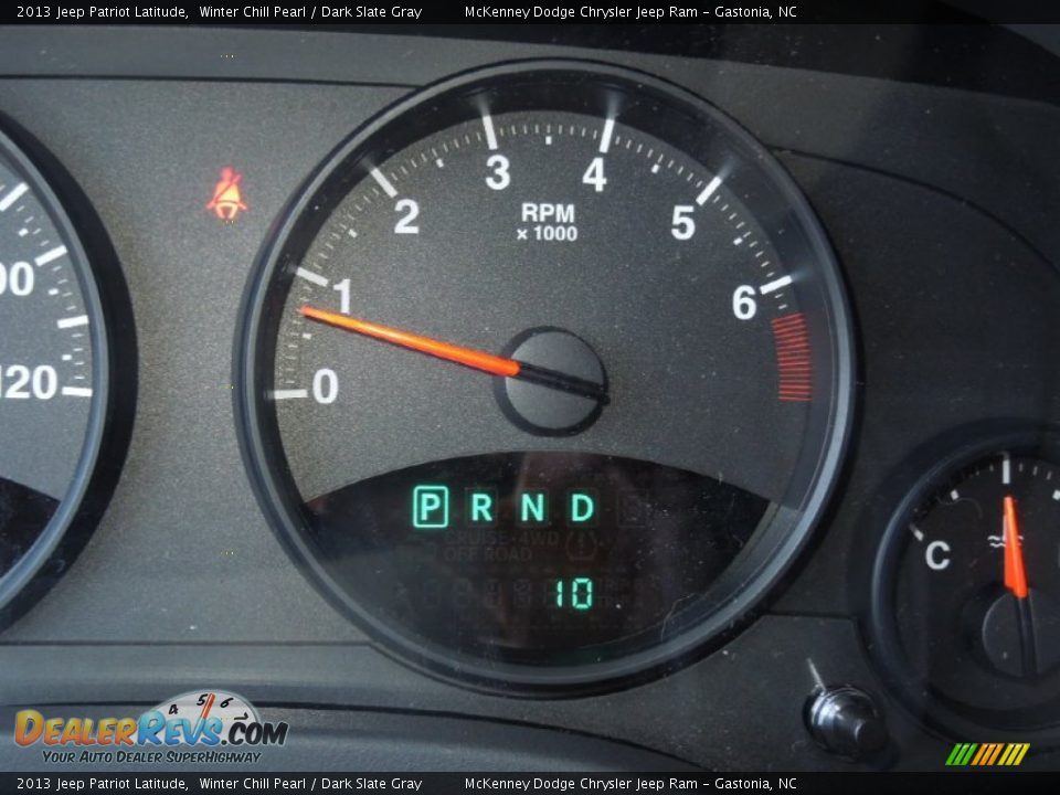 2013 Jeep Patriot Latitude Winter Chill Pearl / Dark Slate Gray Photo #17