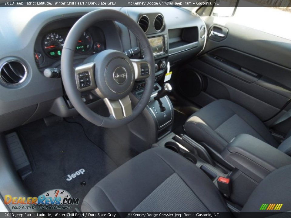 2013 Jeep Patriot Latitude Winter Chill Pearl / Dark Slate Gray Photo #24