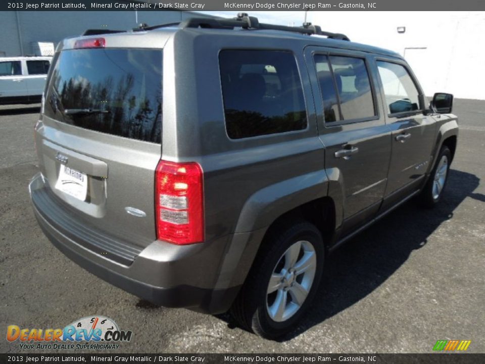 2013 Jeep Patriot Latitude Mineral Gray Metallic / Dark Slate Gray Photo #5