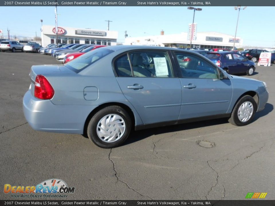 2007 Chevrolet Malibu LS Sedan Golden Pewter Metallic / Titanium Gray Photo #4