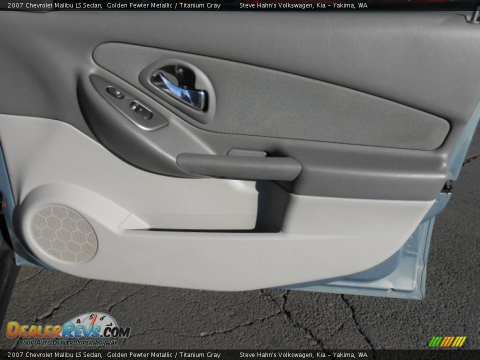 2007 Chevrolet Malibu LS Sedan Golden Pewter Metallic / Titanium Gray Photo #27