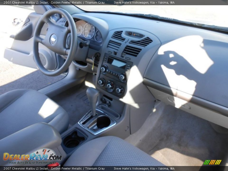 2007 Chevrolet Malibu LS Sedan Golden Pewter Metallic / Titanium Gray Photo #29