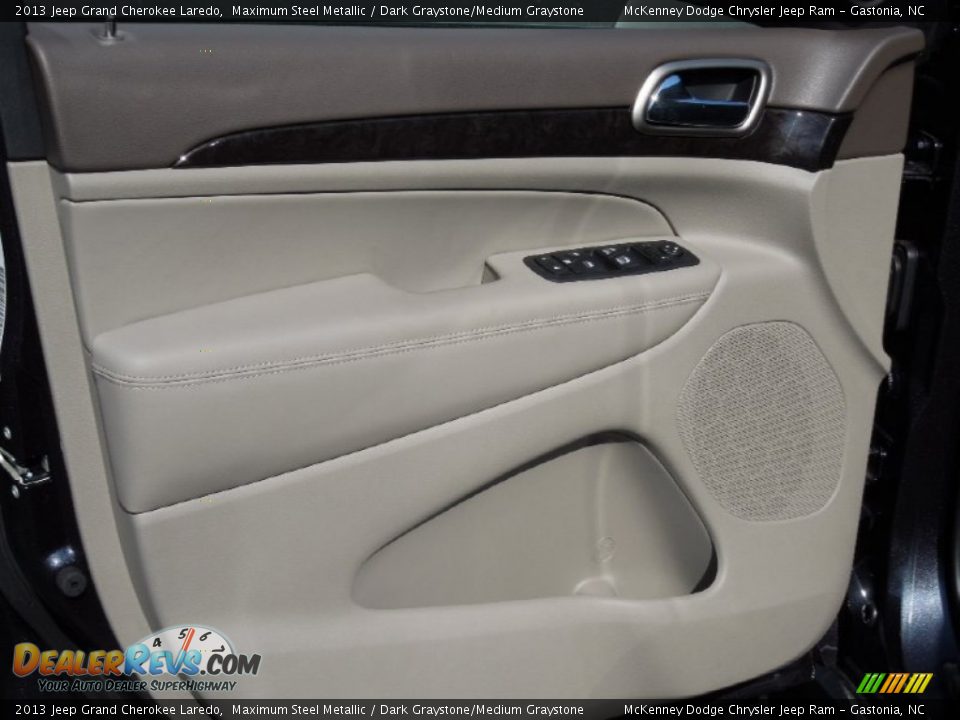2013 Jeep Grand Cherokee Laredo Maximum Steel Metallic / Dark Graystone/Medium Graystone Photo #10