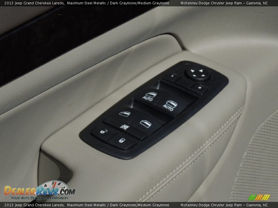 2013 Jeep Grand Cherokee Laredo Maximum Steel Metallic / Dark Graystone/Medium Graystone Photo #11