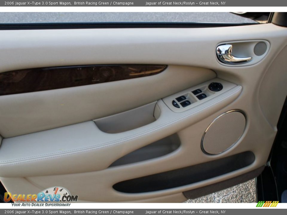 Door Panel of 2006 Jaguar X-Type 3.0 Sport Wagon Photo #20