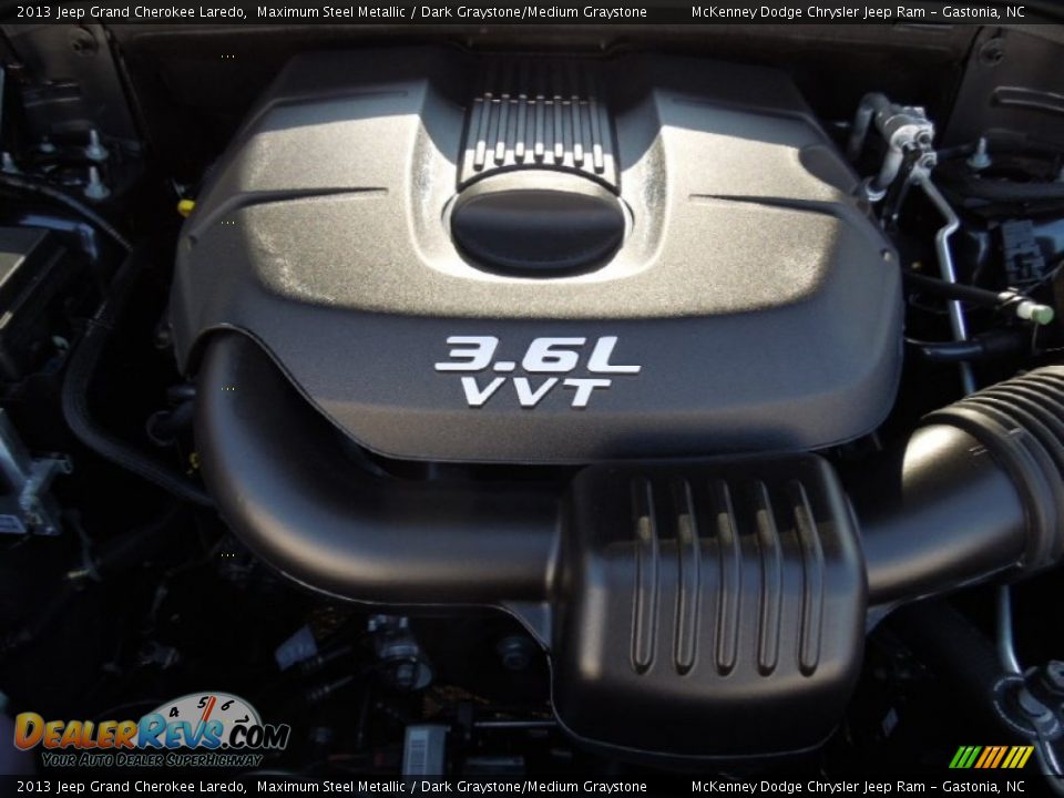 2013 Jeep Grand Cherokee Laredo Maximum Steel Metallic / Dark Graystone/Medium Graystone Photo #24