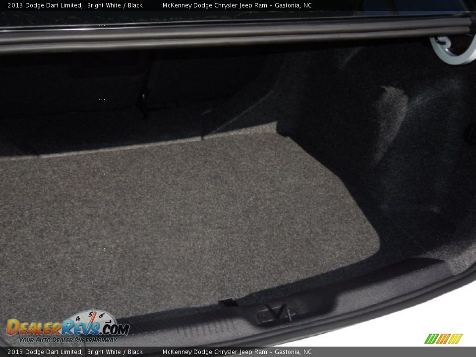2013 Dodge Dart Limited Bright White / Black Photo #21
