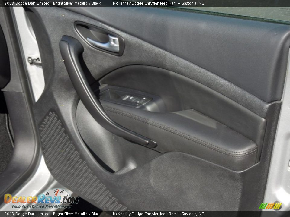 2013 Dodge Dart Limited Bright Silver Metallic / Black Photo #24
